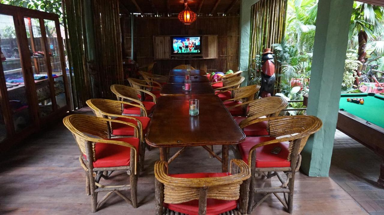 Hostal Mamacucha Montañita Esterno foto