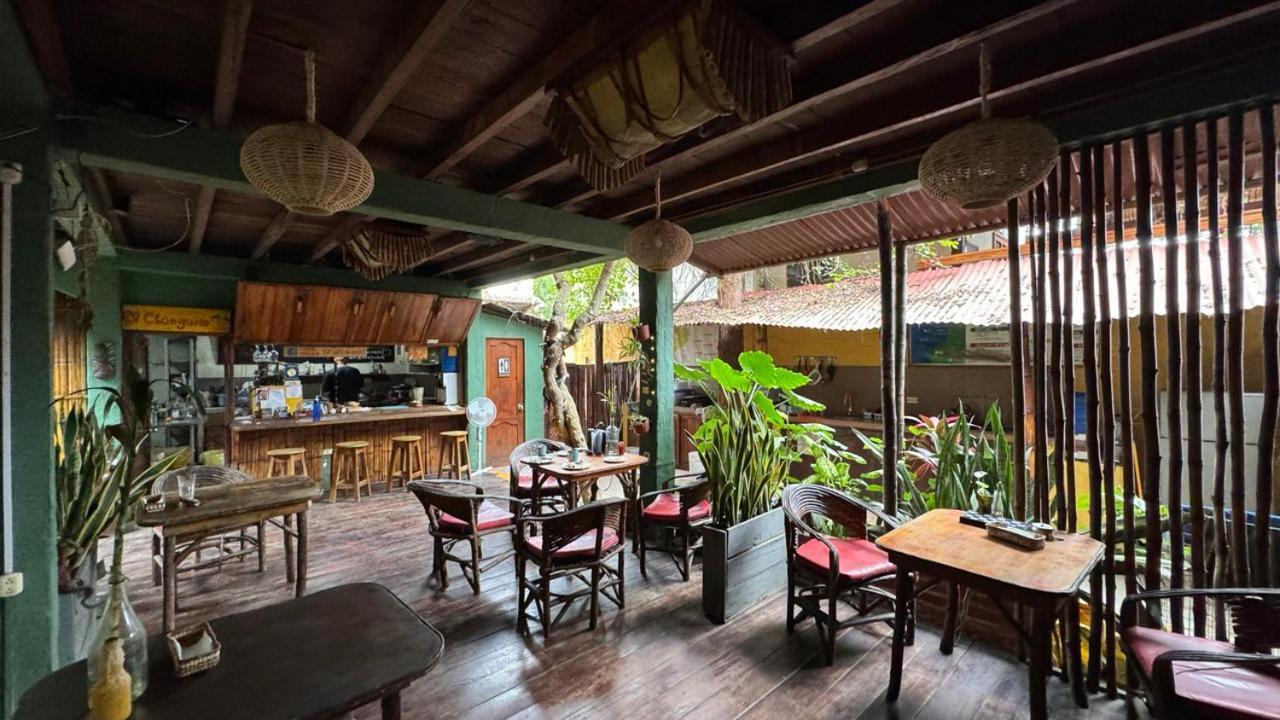 Hostal Mamacucha Montañita Esterno foto