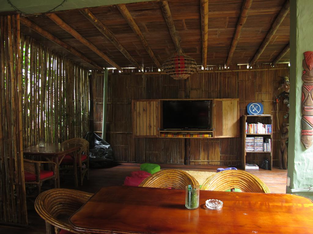 Hostal Mamacucha Montañita Esterno foto